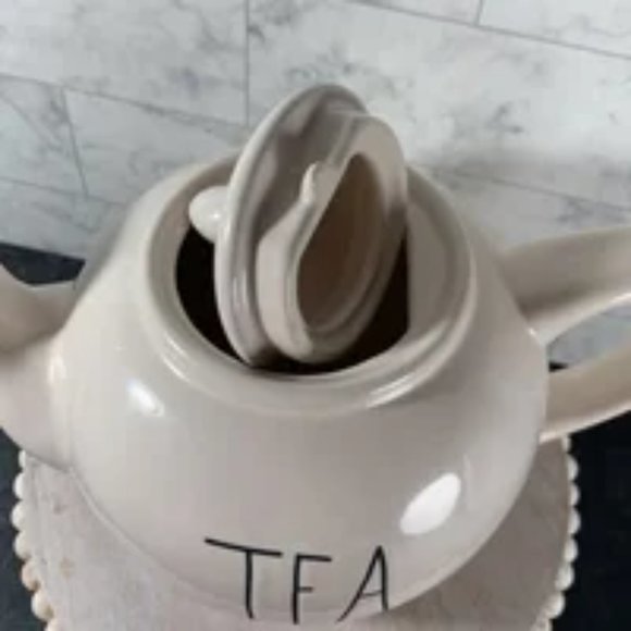 Rae Dunn TEA teapot ceramic new never been used - Picture 3 of 6